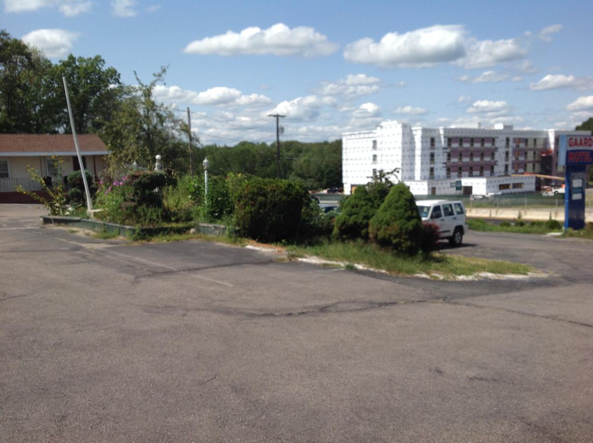 Gaard Motel Foxborough Exterior photo